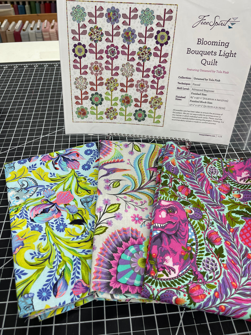 Blooming bouquet Quilt Kit  85 X 95 assort. Tula fabrics